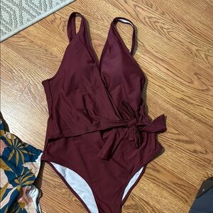 Cupshe Red One Piece Swimsuit with V-Neck and Wrap Design